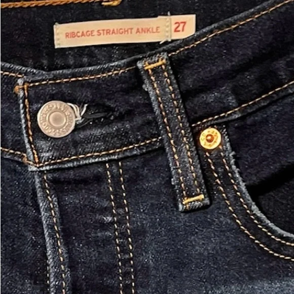 Levi’s Women SZ 27 Ribcage Straight Ankle Distresses High Wasted Dark Wash Jeans - Picture 4 of 7